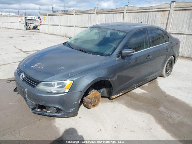 3VWLL7AJ8EM251824 Volkswagen Jetta 2.0 Tdi Highline/2.0 Tdi Trendline+
