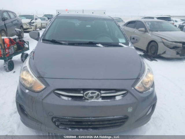 12555948 :رقم المزاد ، KMHCT5AE5GU288446 vin ، 2016 Hyundai Accent Gl مزاد بيع