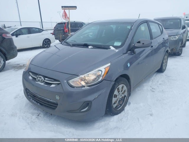 12555948 :رقم المزاد ، KMHCT5AE5GU288446 vin ، 2016 Hyundai Accent Gl مزاد بيع
