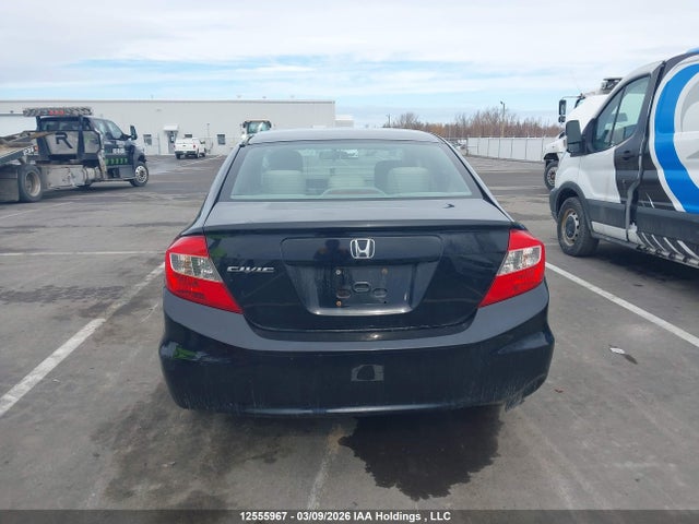 12555967 :رقم المزاد ، 2HGFB2F4XCH121582 vin ، 2012 Honda Civic مزاد بيع