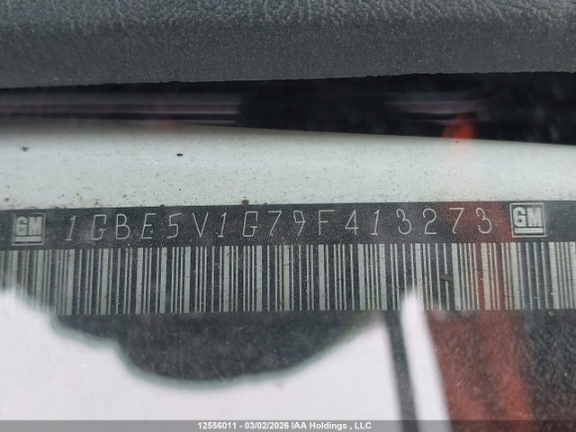 12556011 :رقم المزاد ، 1GBE5V1G79F413273 vin ، 2009 Chevrolet Cc5500 مزاد بيع