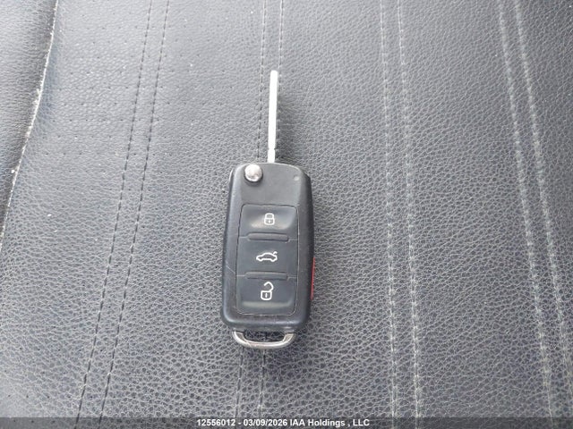 12556012 :رقم المزاد ، 3VWDX7AJ1CM398945 vin ، 2012 Volkswagen Jetta Se مزاد بيع