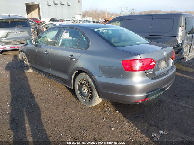 12556012 :رقم المزاد ، 3VWDX7AJ1CM398945 vin ، 2012 Volkswagen Jetta Se مزاد بيع
