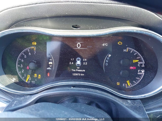 1C4RJFCG8JC175077 Jeep Grand Cherokee Overland