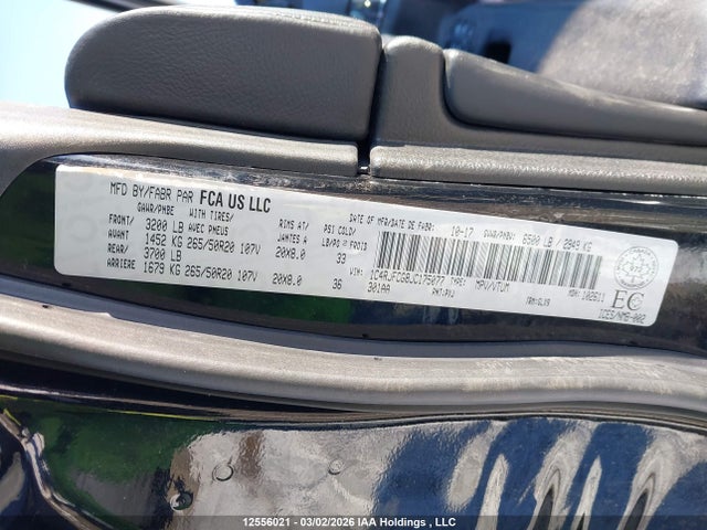 1C4RJFCG8JC175077 Jeep Grand Cherokee Overland