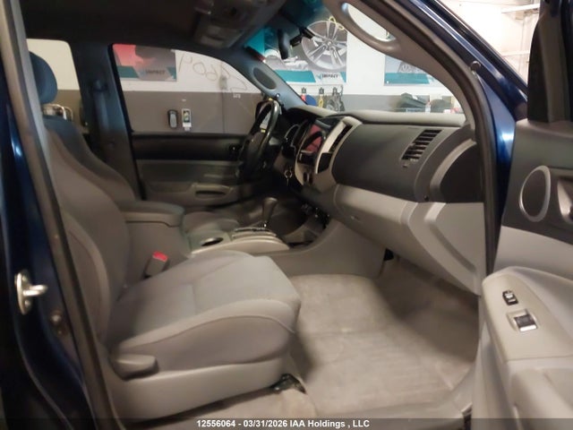 12556064 :رقم المزاد ، 5TEMU52N36Z183608 vin ، 2006 Toyota Tacoma Double Cab Long Bed مزاد بيع