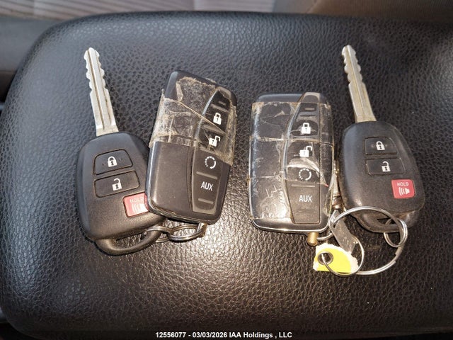 12556077 :رقم المزاد ، 2T3ZFREVXDW061226 vin ، 2013 Toyota Rav4 مزاد بيع