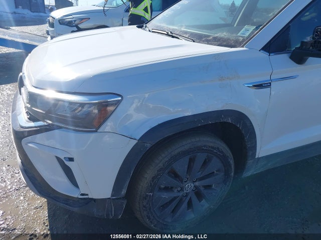 Volkswagen TAOS SE 2024 3VVEX7B23RM035006 Image 6