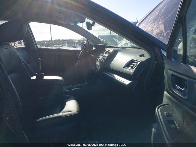 12556086 :رقم المزاد ، 4S4BSFNC9J3302357 vin ، 2018 Subaru Outback 3.6r Limited مزاد بيع
