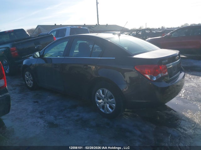1G1PC5SBXF7159909 Chevrolet Cruze 1lt