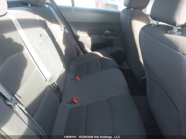 1G1PC5SBXF7159909 Chevrolet Cruze 1lt