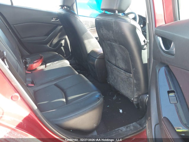 3MZBN1T78HM145043 Mazda Mazda3 Se