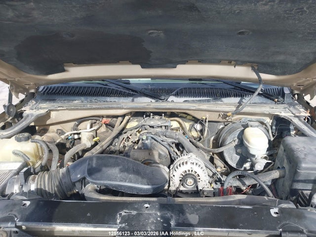 2005 Chevrolet Silverado 1500 Ls/lt მანქანა იყიდება აუქციონზე, vin: 2GCEK13T051103233, აუქციონის ნომერი: 12556123