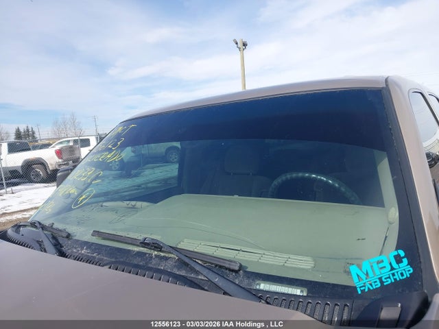 2005 Chevrolet Silverado 1500 Ls/lt მანქანა იყიდება აუქციონზე, vin: 2GCEK13T051103233, აუქციონის ნომერი: 12556123
