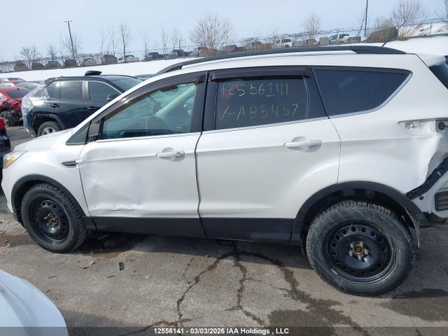 1FMCU9G93HUA85457 Ford ESCAPE SE