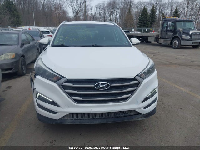 KM8J3CA48HU300819 Hyundai Tucson