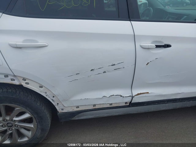 KM8J3CA48HU300819 Hyundai Tucson