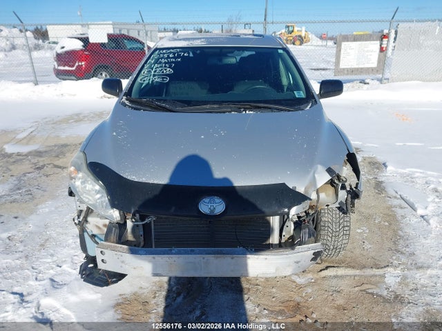 2T1KU4EE8EC131957 Toyota Matrix