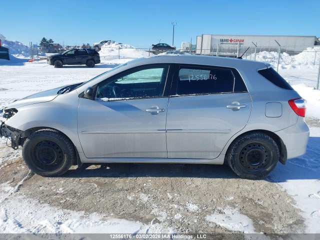 2T1KU4EE8EC131957 Toyota Matrix