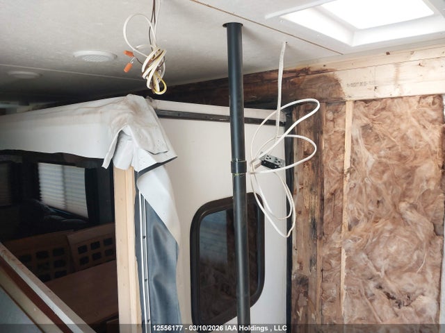 5ZT2CAUB8JT011120 Coachmen Catalina