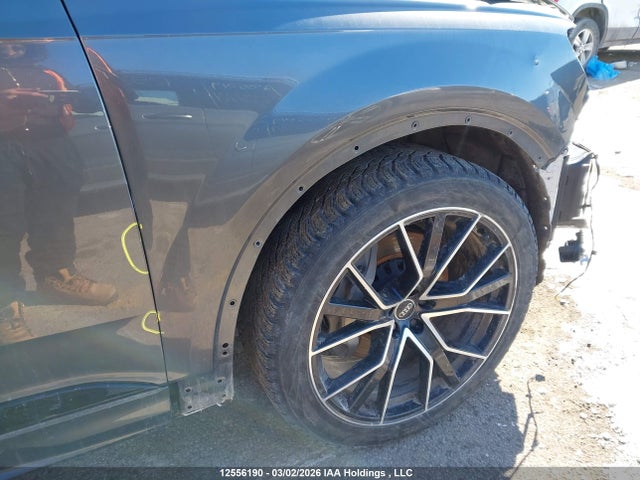 Audi Q7 2025 WA1MVBF74SD006859 Image 22