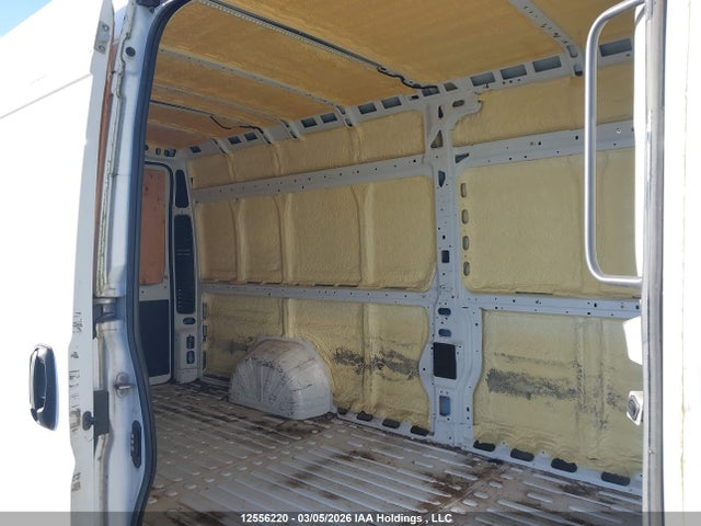 3C6URVJG0JE134975 RAM Promaster 3500 High Roof