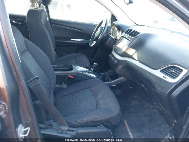 12556228 :رقم المزاد ، 3C4PDCCG1DT640921 vin ، 2013 Dodge Journey Sxt/crew مزاد بيع