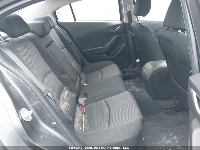 JM1BM1V75E1152379 Mazda Mazda3 Gs-sky