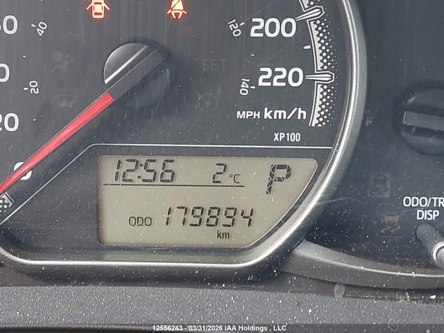 2015 Toyota Yaris Le მანქანა იყიდება აუქციონზე, vin: VNKKTUD3XFA016986, აუქციონის ნომერი: 12556243