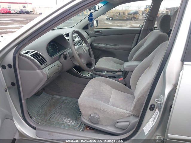 2002 Toyota Camry Le V6/se V6/xle V6 მანქანა იყიდება აუქციონზე, vin: JTDBF32K020082953, აუქციონის ნომერი: 12556245
