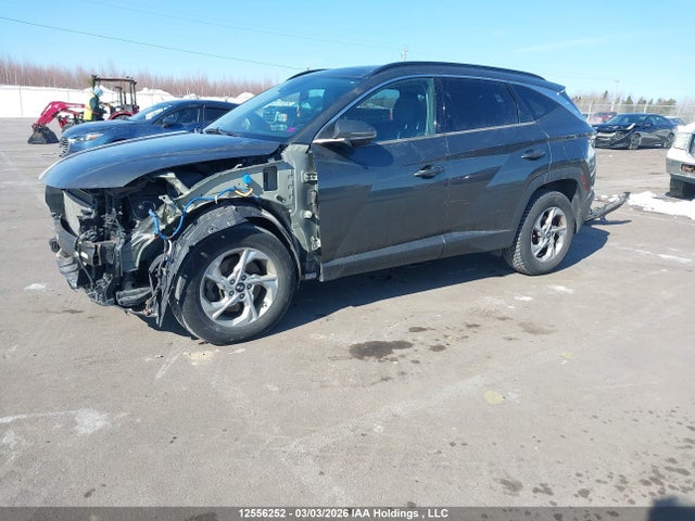 12556252 :رقم المزاد ، KM8JCCAE3NU043640 vin ، 2022 Hyundai Tucson Sel مزاد بيع