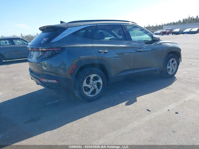 12556252 :رقم المزاد ، KM8JCCAE3NU043640 vin ، 2022 Hyundai Tucson Sel مزاد بيع