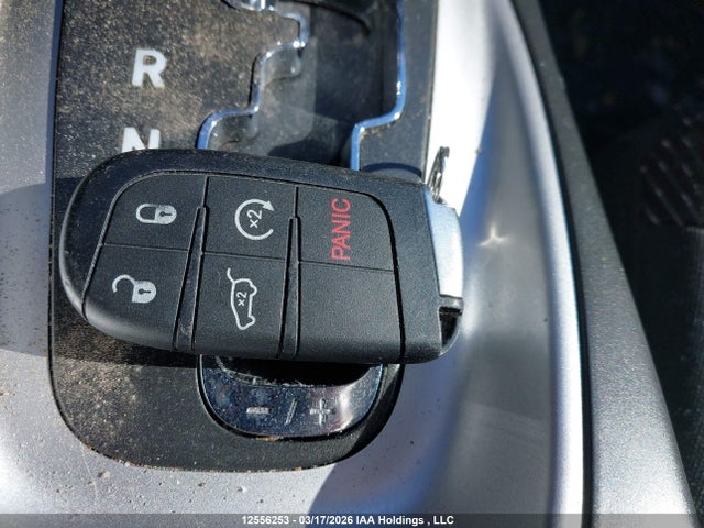 12556253 :رقم المزاد ، 3C4PDCAB2FT516814 vin ، 2015 Dodge Journey Cvp/se Plus مزاد بيع