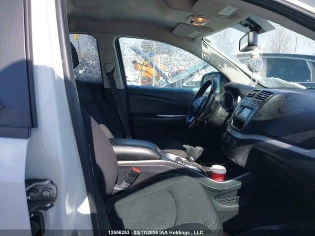 12556253 :رقم المزاد ، 3C4PDCAB2FT516814 vin ، 2015 Dodge Journey Cvp/se Plus مزاد بيع