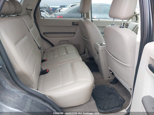 2008 Ford Escape Xlt მანქანა იყიდება აუქციონზე, vin: 1FMCU93188KE44295, აუქციონის ნომერი: 12556255