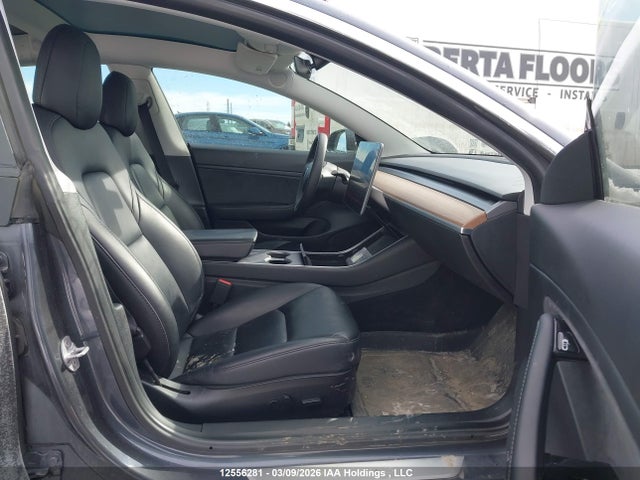 12556281 :رقم المزاد ، 5YJ3E1EB2LF800772 vin ، 2020 Tesla Model 3 Long Range مزاد بيع