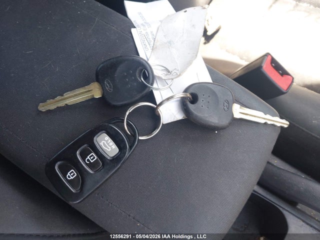 12556291 :رقم المزاد ، KMHDU4BD7AU055337 vin ، 2010 Hyundai Elantra Blue/gls/se مزاد بيع