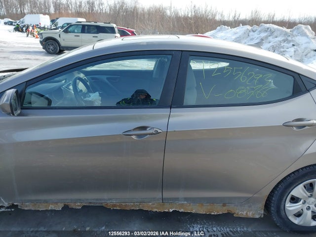 12556293 :رقم المزاد ، 5NPDH4AE4CH085766 vin ، 2012 Hyundai Elantra مزاد بيع