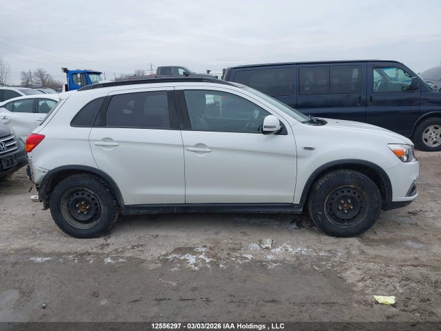 JA4AJ4AW0KU605427 Mitsubishi RVR