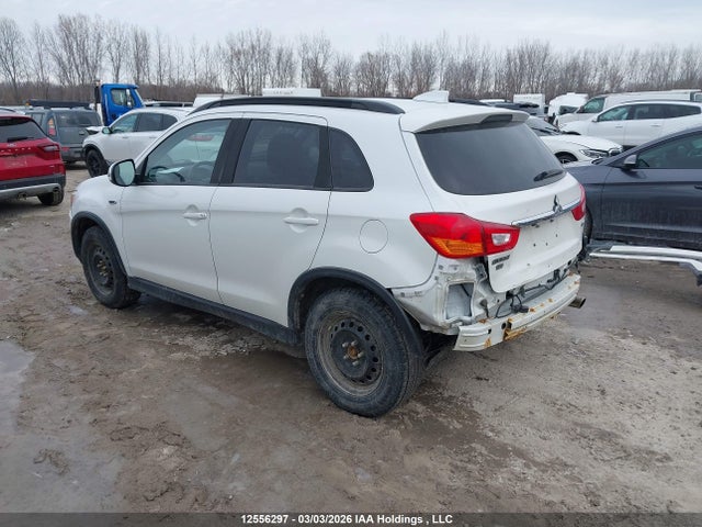 JA4AJ4AW0KU605427 Mitsubishi RVR