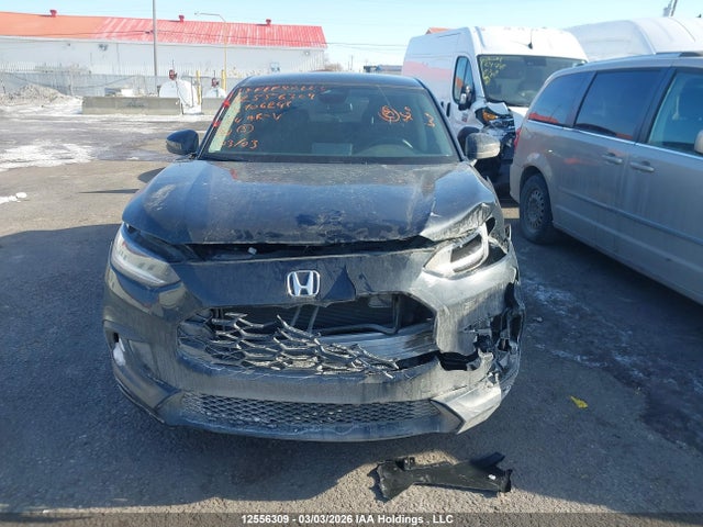 3CZRZ2H38RM106241 Honda HR-V LX
