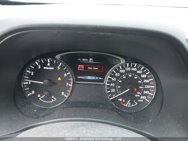 12556313 :رقم المزاد ، 5N1DR2MM2JC633918 vin ، 2018 Nissan Pathfinder S/sv/sl/platinum مزاد بيع