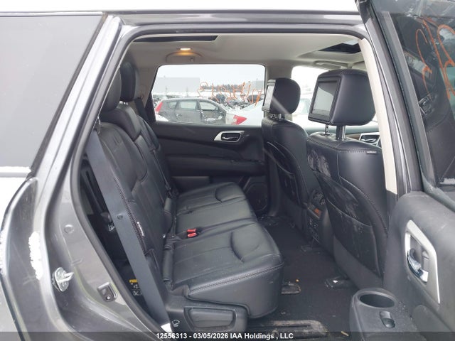 12556313 :رقم المزاد ، 5N1DR2MM2JC633918 vin ، 2018 Nissan Pathfinder S/sv/sl/platinum مزاد بيع