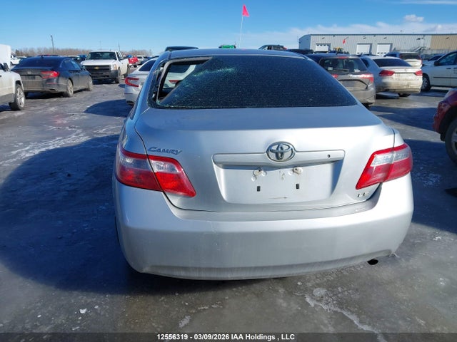 2007 Toyota Camry Le/se მანქანა იყიდება აუქციონზე, vin: 4T1BE46K37U053980, აუქციონის ნომერი: 12556319