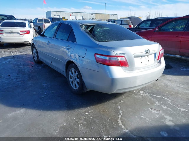 2007 Toyota Camry Le/se მანქანა იყიდება აუქციონზე, vin: 4T1BE46K37U053980, აუქციონის ნომერი: 12556319