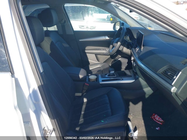 WA1AAAFY0R2063096 Audi Q5 Komfort 45