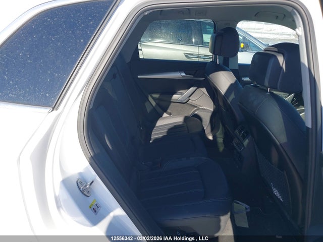 WA1AAAFY0R2063096 Audi Q5 Komfort 45