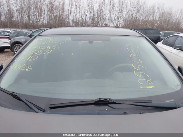 12556357 :رقم المزاد ، JM1BL1UF8B1435804 vin ، 2011 Mazda 3 I مزاد بيع