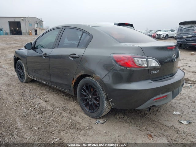 12556357 :رقم المزاد ، JM1BL1UF8B1435804 vin ، 2011 Mazda 3 I مزاد بيع