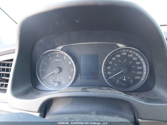 KMHD84LF1HU308330 Hyundai ELANTRA GL